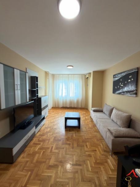 NOVI SAD - BULEVAR EVROPE - DVOSOBAN STAN - 50 m2 - 140,000€