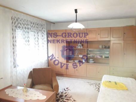 Prodajem kuću u Sr. Kamenici , Š:567567