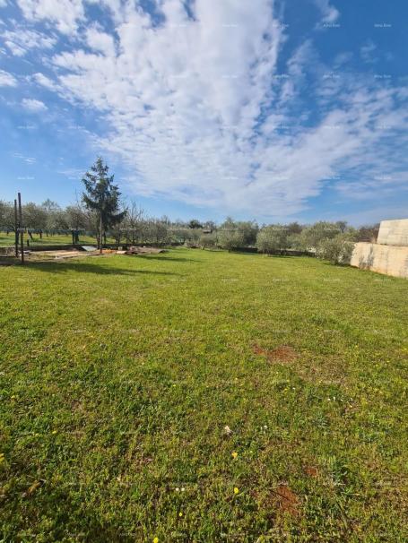 Građevinsko zemljište Prelijepo građevinsko zemljište – 600 m², Lovrećica