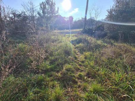 Građevinsko zemljište Građevinsko zemljište Vintijan – 800 m2 – uz cestu