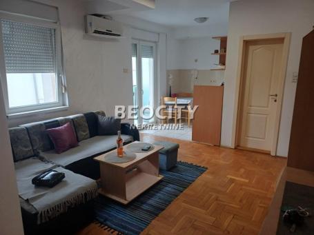 Novi Sad, Centar, Vuka Karadžića, 1.5, 43m2, 325EUR