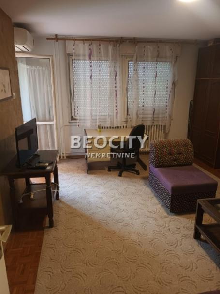 Novi Sad, Liman 4, Ive Andrića, 1.5, 41m2, 320EUR