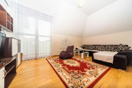 Jednosoban stan 54m2 + parking, Gorica C - Podgorica