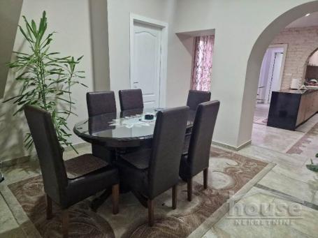 NOVI SAD - KLISA - 250.00 m2