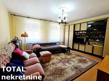 PETROVARADIN - GRADIC - 73.00 m2