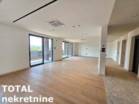 NOVI SAD - TELEP - 194.00 m2