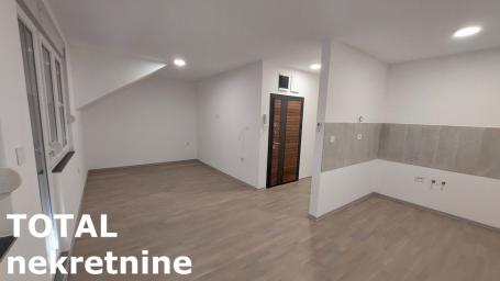 PETROVARADIN - ALIBEGOVAC - 78.00 m2