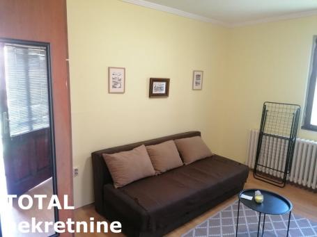 NOVI SAD - CENTAR - 17.00 m2