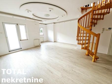 SREMSKI KARLOVCI - CENTAR - 130.00 m2