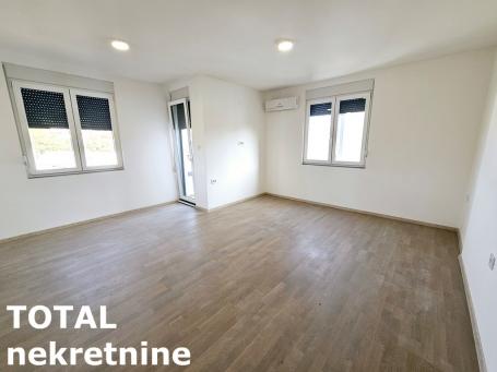 SREMSKA KAMENICA - ALIBEGOVAC - 79.00 m2