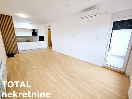 NOVI SAD - SALAJKA - 66.00 m2