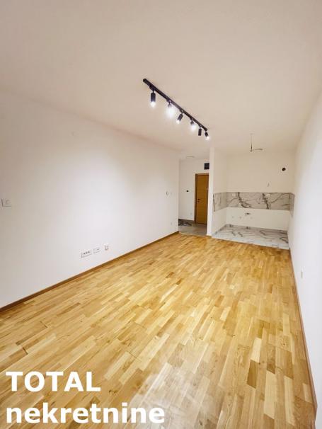 NOVI SAD - AVIJACIJA - 44.00 m2
