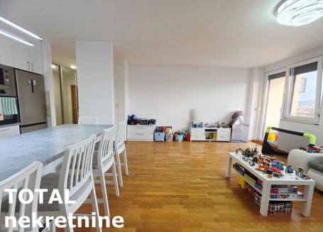 NOVI SAD - BULEVAR PATRIJARHA PAVLA - 82.00 m2