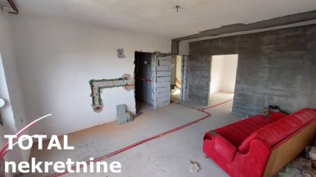 SREMSKI KARLOVCI - SREMSKI KARLOVCI - 360.00 m2
