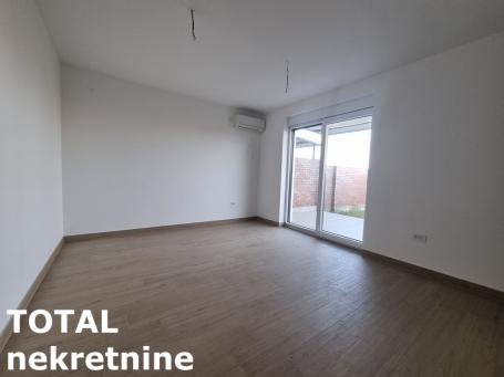 PETROVARADIN - MISELUK - 151.00 m2