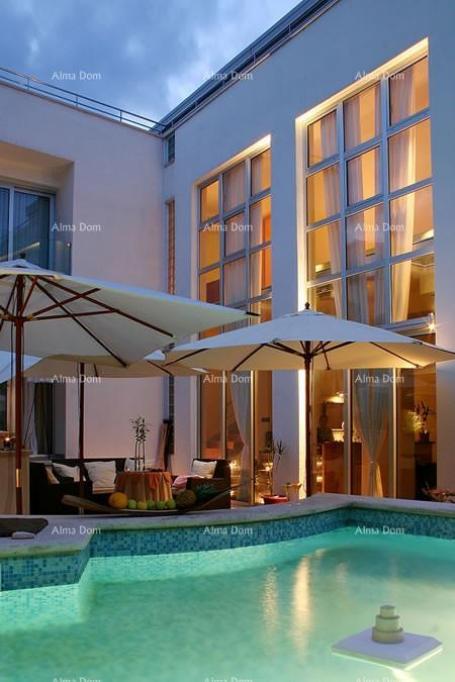 Kuća Na prodaju – Luksuzna vila 60 m od mora, Pješčana uvala