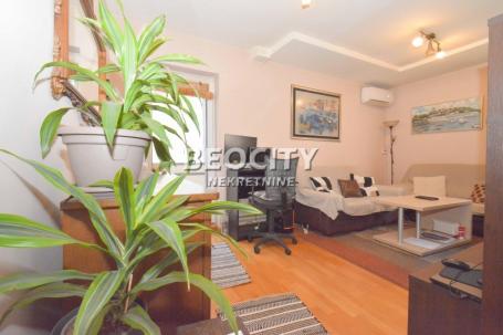 Zemun, Gornji grad, Ugrinovačka, 3.5, 86m2, 238000EUR