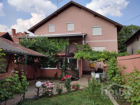 SREMSKA KAMENICA - CENTAR - 462.00 m2