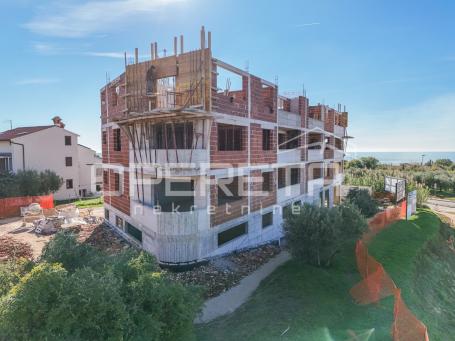 POSLOVNA ZGRADA, PRODAJA, TAR VABRIGA, 150 M2