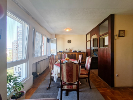 Stan 92m2, Novi Beograd, Blok 70