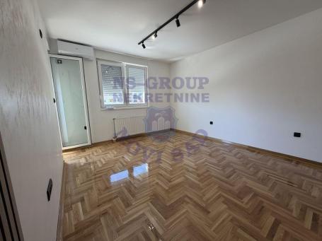 BEZ ULAGANJA / 40m2 - Dvosoban