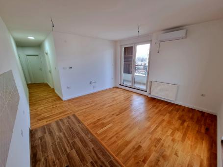 NOVOGRADNJA-TROSOBAN 63m2-BULEVAR PATRIJARHA PAVLA ID#11847