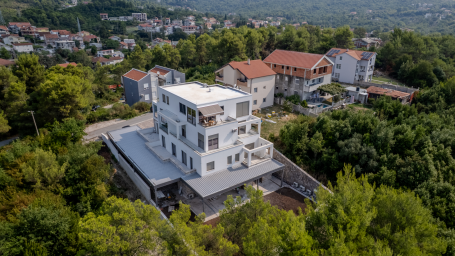 Prodaja, Stan, 111m2 , MRČEVAC