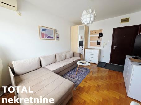 NOVI SAD - CENTAR - 24.00 m2