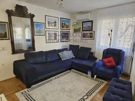 Dvoiposoban stan na Novom Naselju, 49m2