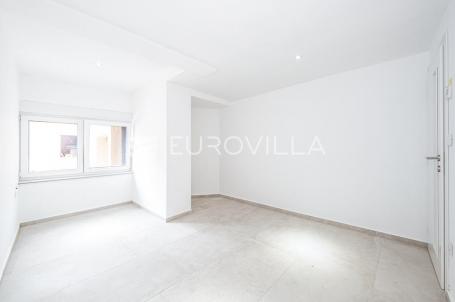 Zagreb, Srednjaci, novoadaptiran dvosoban stan, neto površine 42 m²