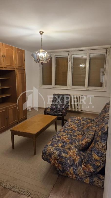 Izdaje se odličan stan kod Dif-a i Fakulteta zaštite na radu, 54m2