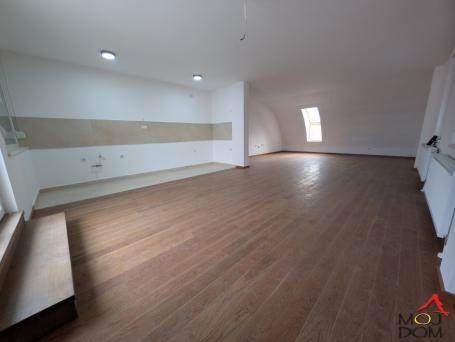 NOVI SAD - TELEP - VIŠESOBAN STAN - 207 m2 - 362,500€