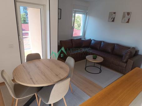 Izdavanje, Stan, 40m2 , Grbavica