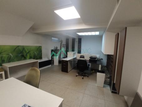 Izdavanje, Poslovni prostor, 73m2 , Podbara