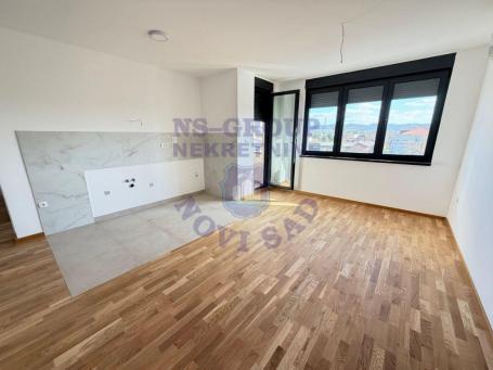 Trosoban stan na Telepu 66m2