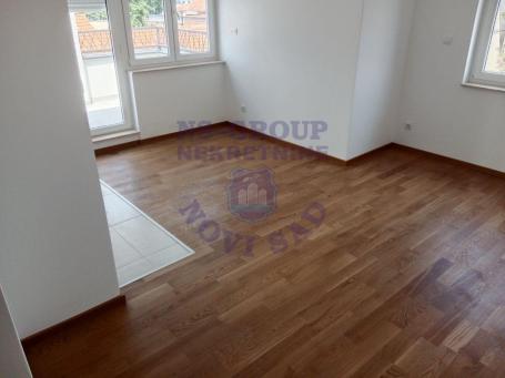 Dvosoban stan na Bulevaru Patrijarha Pavla, 51m2!