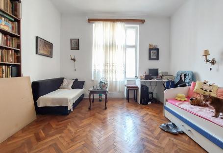 stan 104m2, STARI GRAD, ATELJE 212