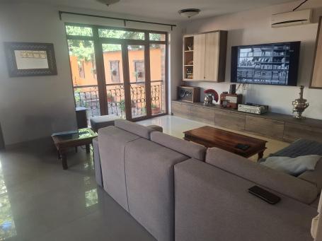 kuca 180m2, VRACAR, KALENIC PIJACA