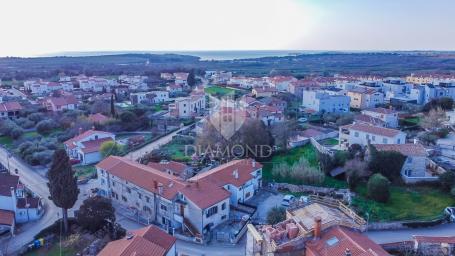 Istra, Poreč, okolica, odmah useljiva kućica u nizu!