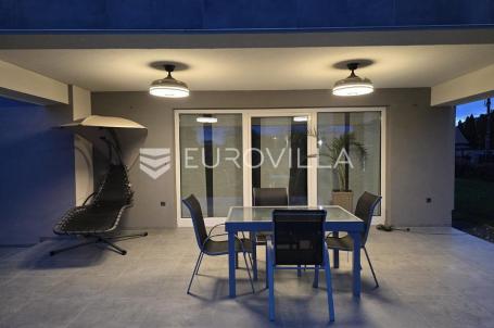 Čakovec, Novo Selo Rok, prekrasna obiteljska kuća površine 308 m²