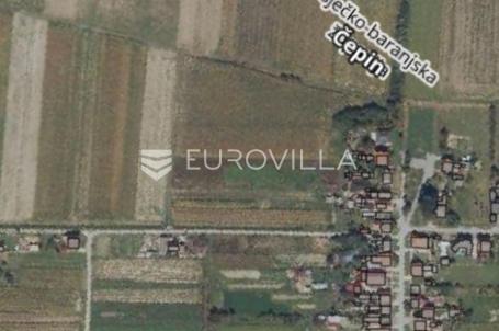 Čepin, građevinsko zemljište 579 m²