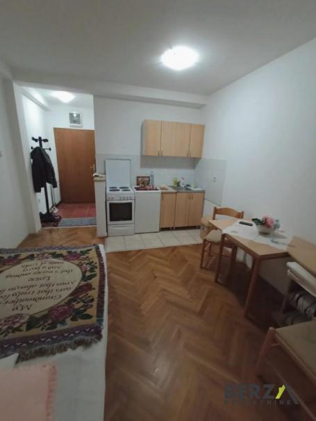 NAMEŠTENA PET FRIENDLY GARSONJERA - SOCIJALNO