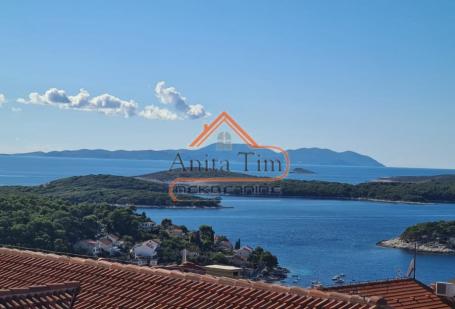 Hvar - apartmanska kuća