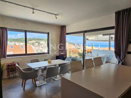 Brač, Sutivan - dvosoban stan sa terasom i pogledom na more, 112m2, PRODAJA