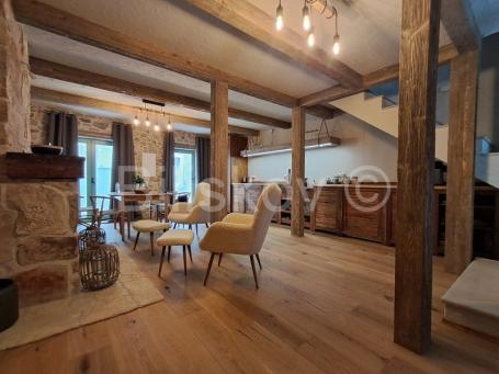 Manja kamena renovirana kuća u centru Blato, Korčula