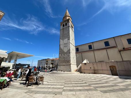 Umag, prizemlje, poslovni prostor u centru!