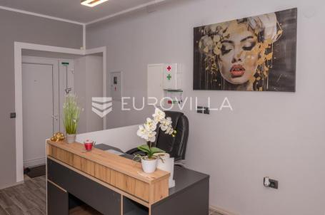 Rijeka, Centar, luksuzan višesoban stan 147 m², vrhunska lokacija