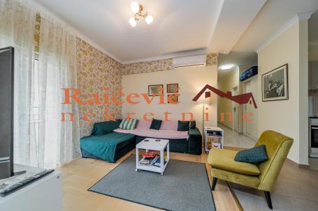 STARI GRAD CENTAR 79m2 , T ,375000e