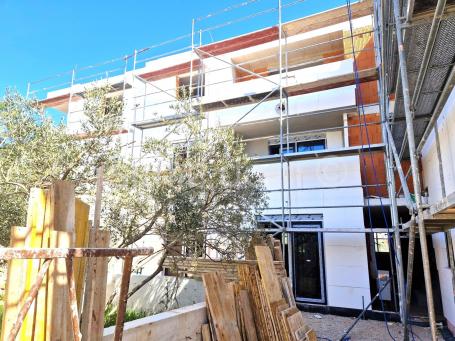 Novi apartman blizu mora i sadržaja, Murter