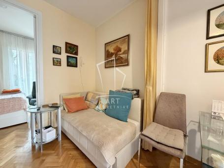 Vukov spomenik, renoviran, adaptiran u 1.5 soban ID#14732